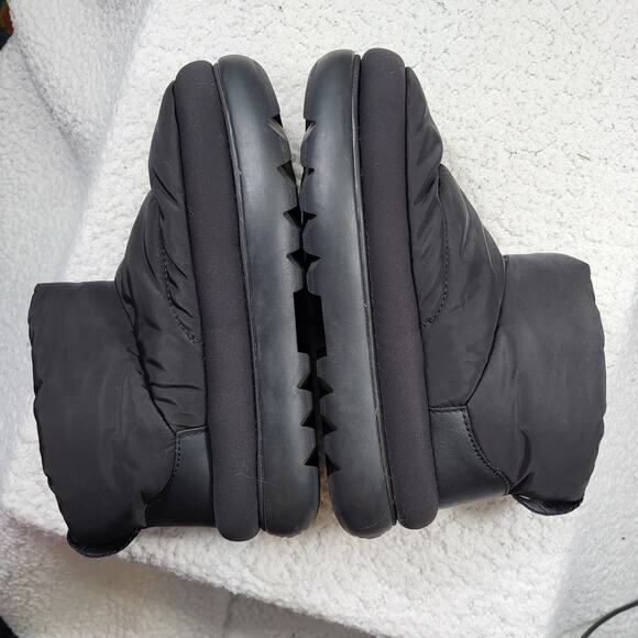 UGG Classic Maxi Mini boots black bootie womens size 7 - Picture 4 of 6